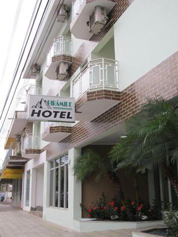 אלדורדו Hotel Piramide מראה חיצוני תמונה